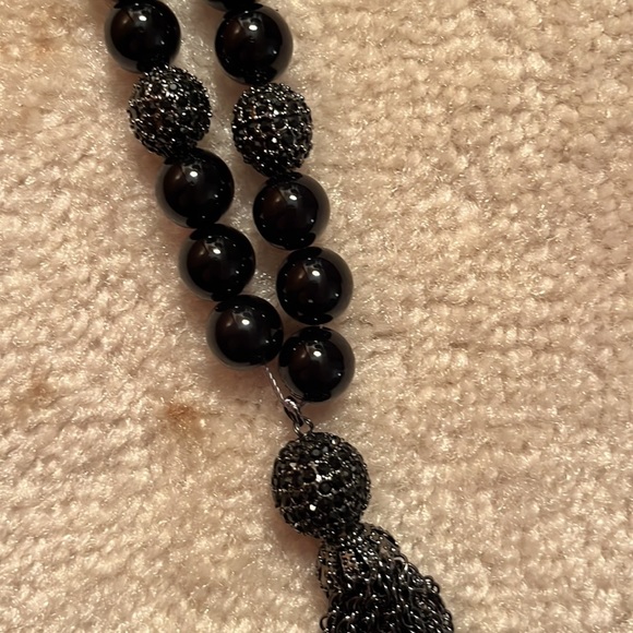 22” long necklace grey to black - Picture 6 of 6
